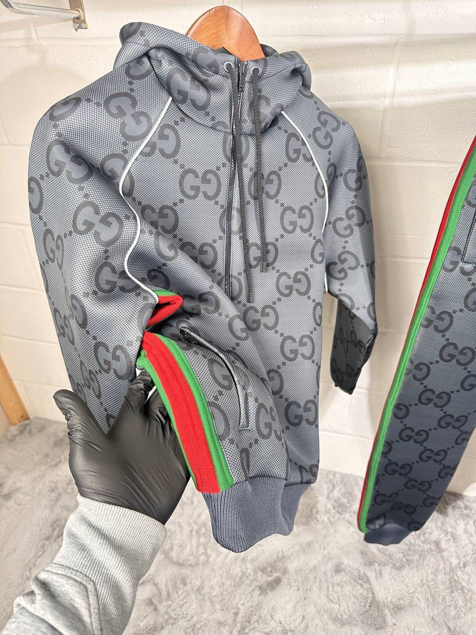 GUCCI TRACKSUIT