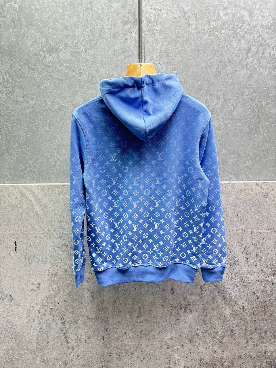 LV HOODIE