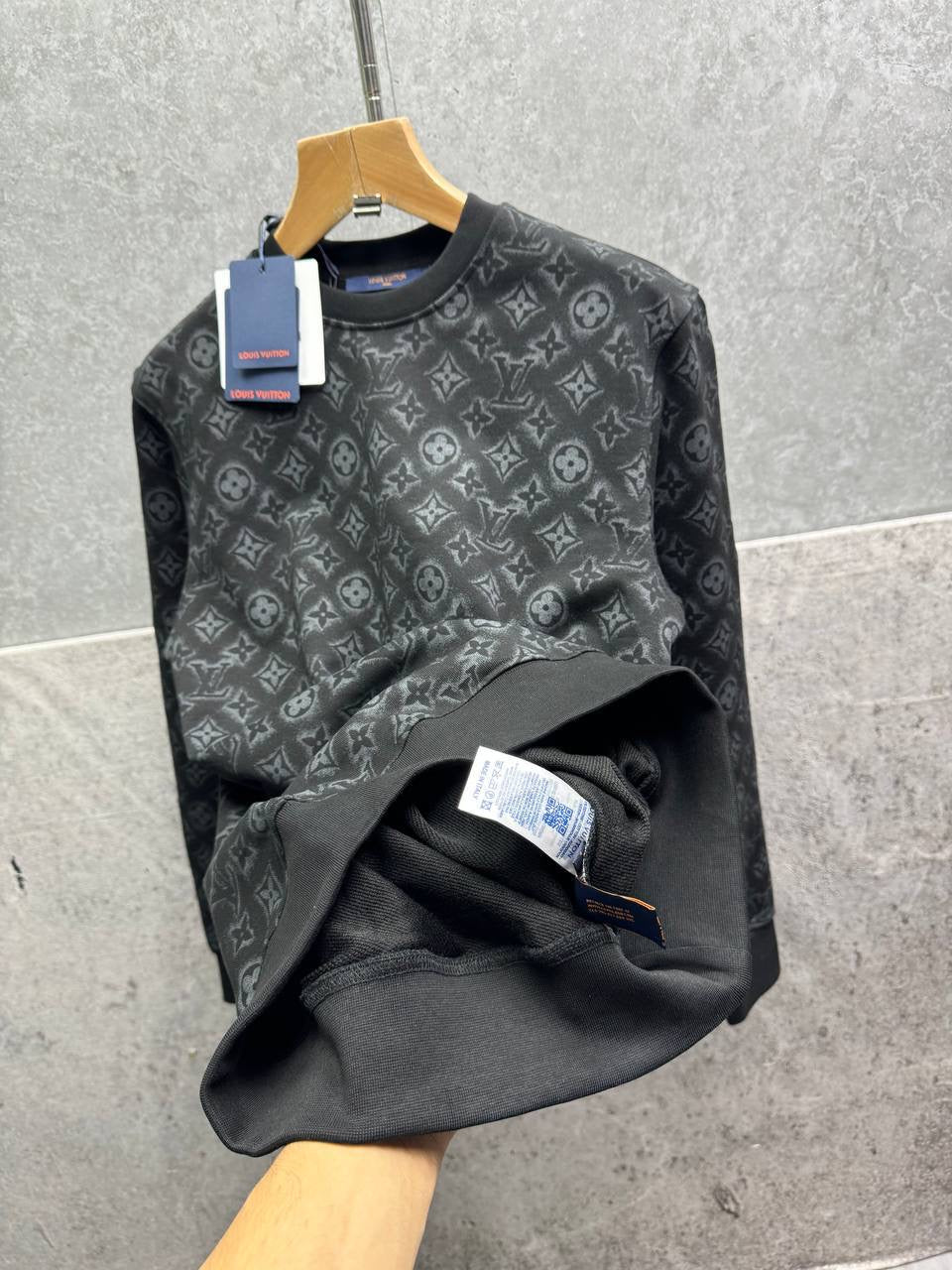 LV MONOGRAM JUMPER